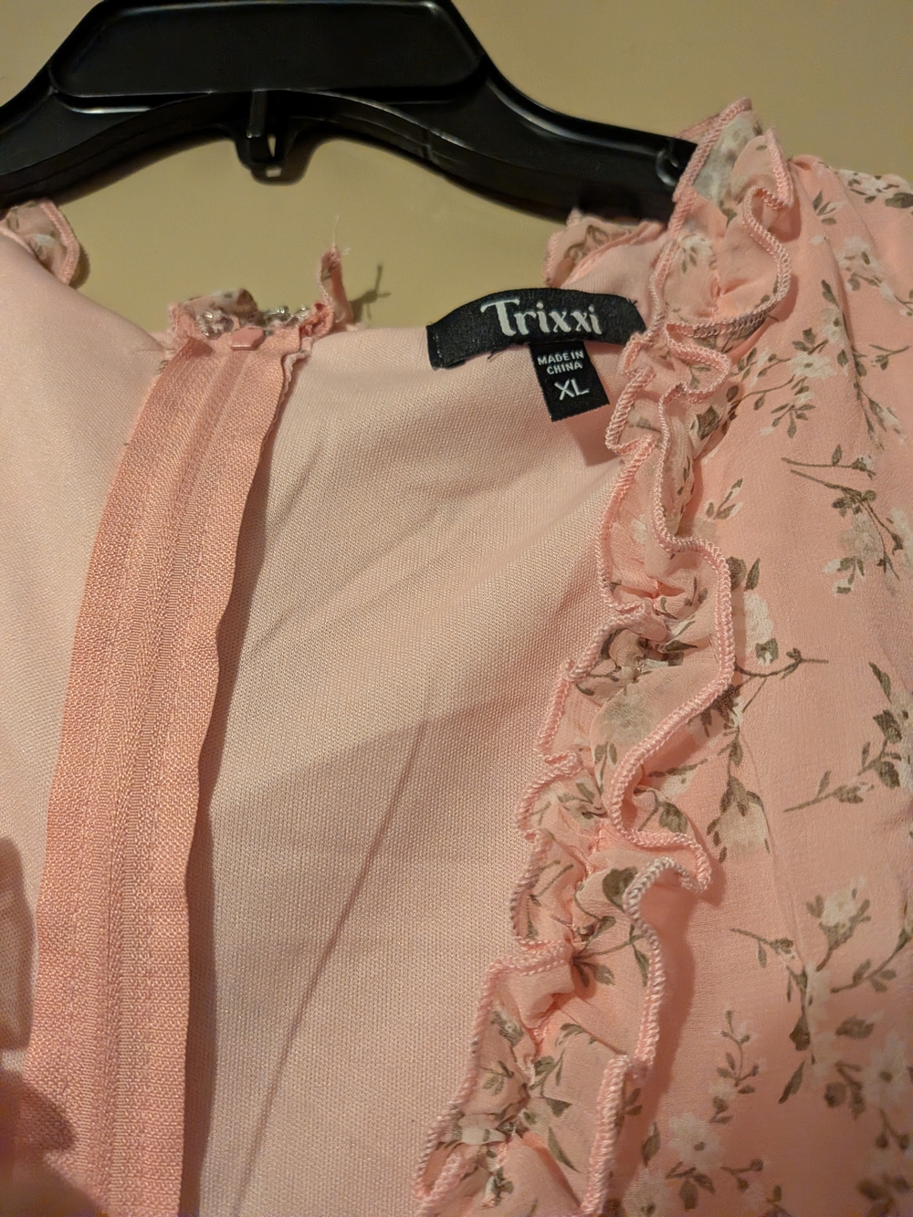 Trixxi Floral Ruffle V-Neck Pink Romper - Picture 5 of 7